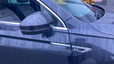 Volkswagen Tiguan 2.0 TDi 150 R-Line Tech 5dr DSG Diesel Estate